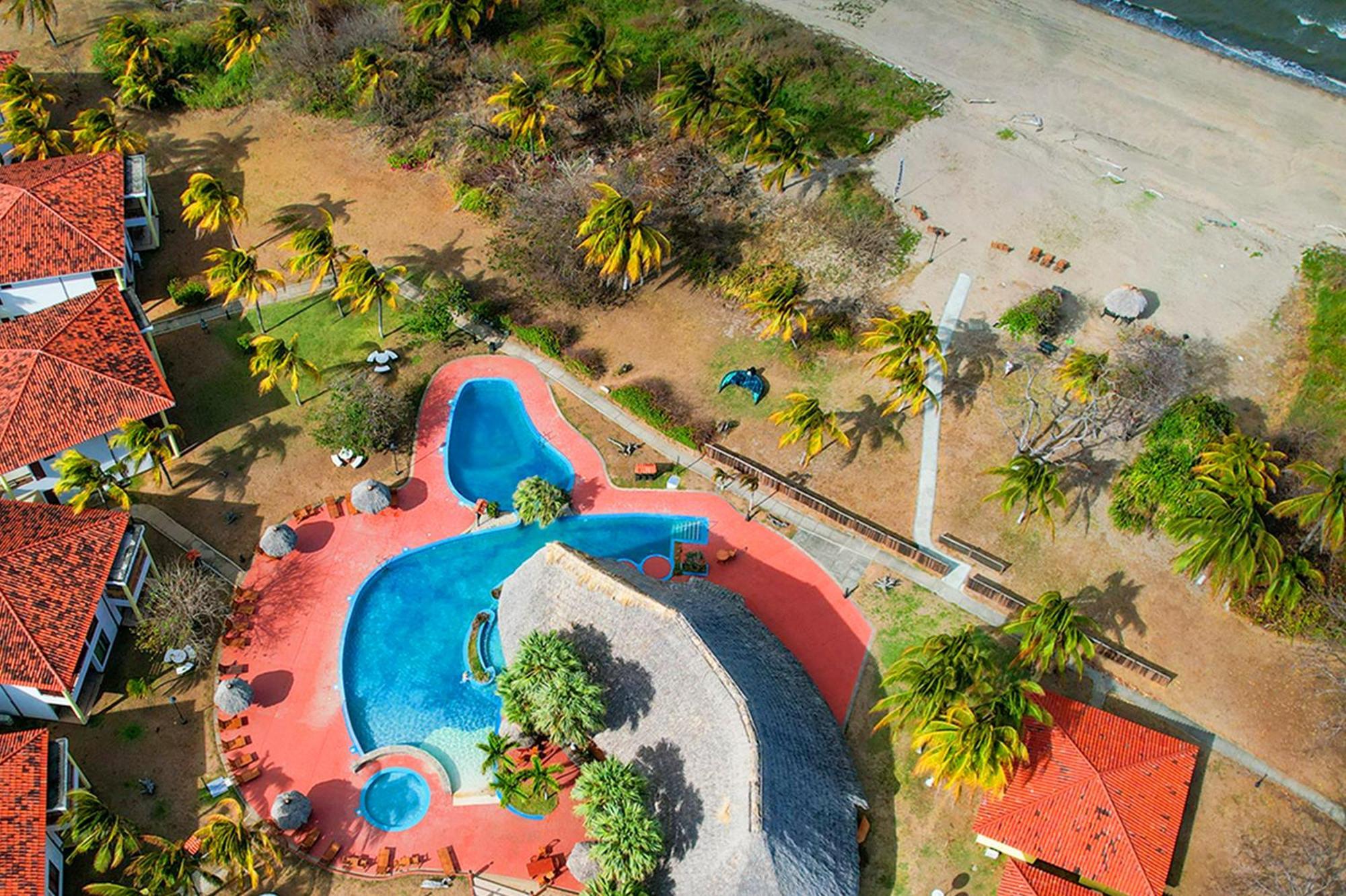 Nandel Beach Resort ลาครูซ ภายนอก รูปภาพ